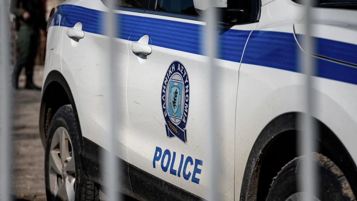 Yunanıstanda 14 polis iş adamlarından pul tələb etdikləri üçün həbs olunub
