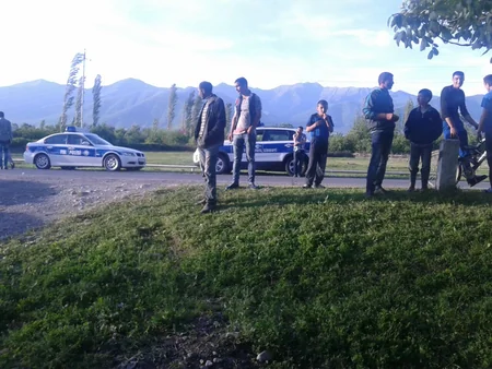 ​Oğuzda avtomobil aşıb, bir nəfər xəsarət alıb - FOTO