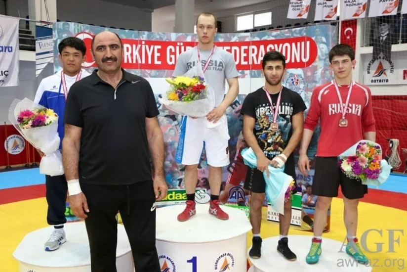 Azərbaycan güləşçiləri Antalyada keçirilmiş beynəlxalq turnirdə 9 medal qazanıb