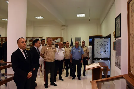 Milli Müdafiə Universitetinin rektoru Türkiyədə təhsil alan azərbaycanlı kursantlarla görüşüb