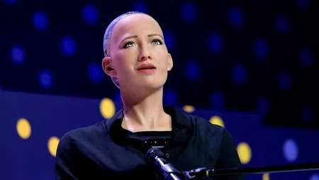 Dünyaca məşhur robot Sophia Bakıya gəlir