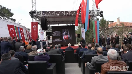 İzmirdə Xocalı faciəsinin qurbanları yad edilib - FOTO