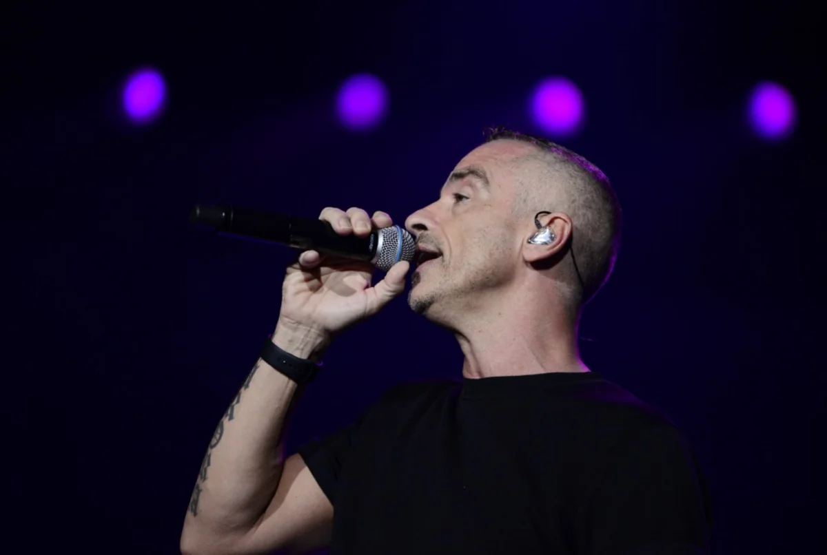 İtalyan müğənni Eros Ramazzotti Bakıda ilk dəfə konsert verib