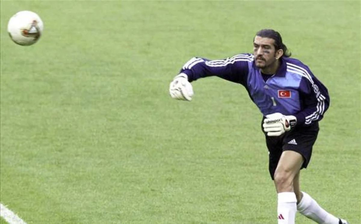 UEFA announces names of best goalkeepers in Europe