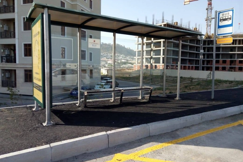 Bakının ilk Cib tipli avtobus dayanacağı hazırdır