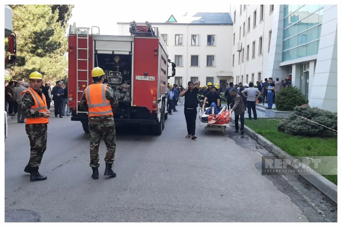 Gəncə xəstəxanasındakı yanğında xəsarət alanların sayı açıqlanıb, korpusun fəaliyyəti dayandırılıb - VİDEO - YENİLƏNİB-5