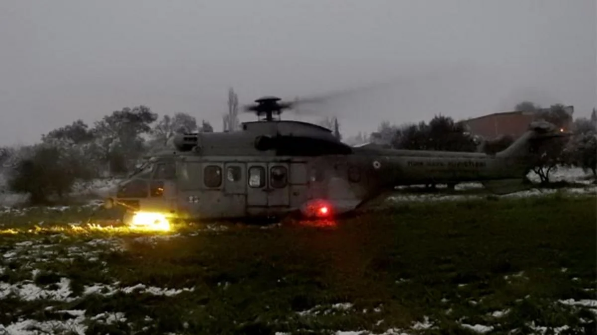Türkiyədə hərbi helikopter təcili eniş edib
