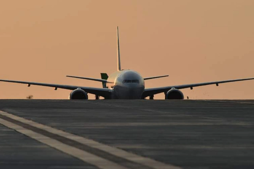 France upholds South Africa flight ban