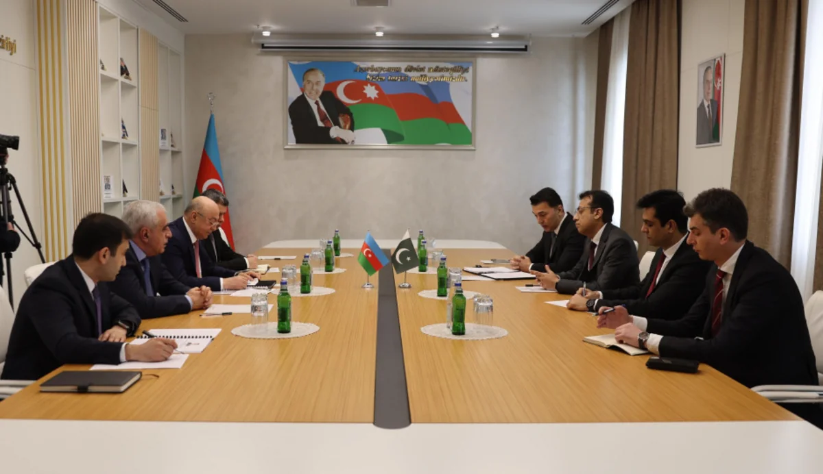 Kəmaləddin Heydərov Pakistan səfiri  ilə ikitərəfli əməkdaşlığı müzakirə edib