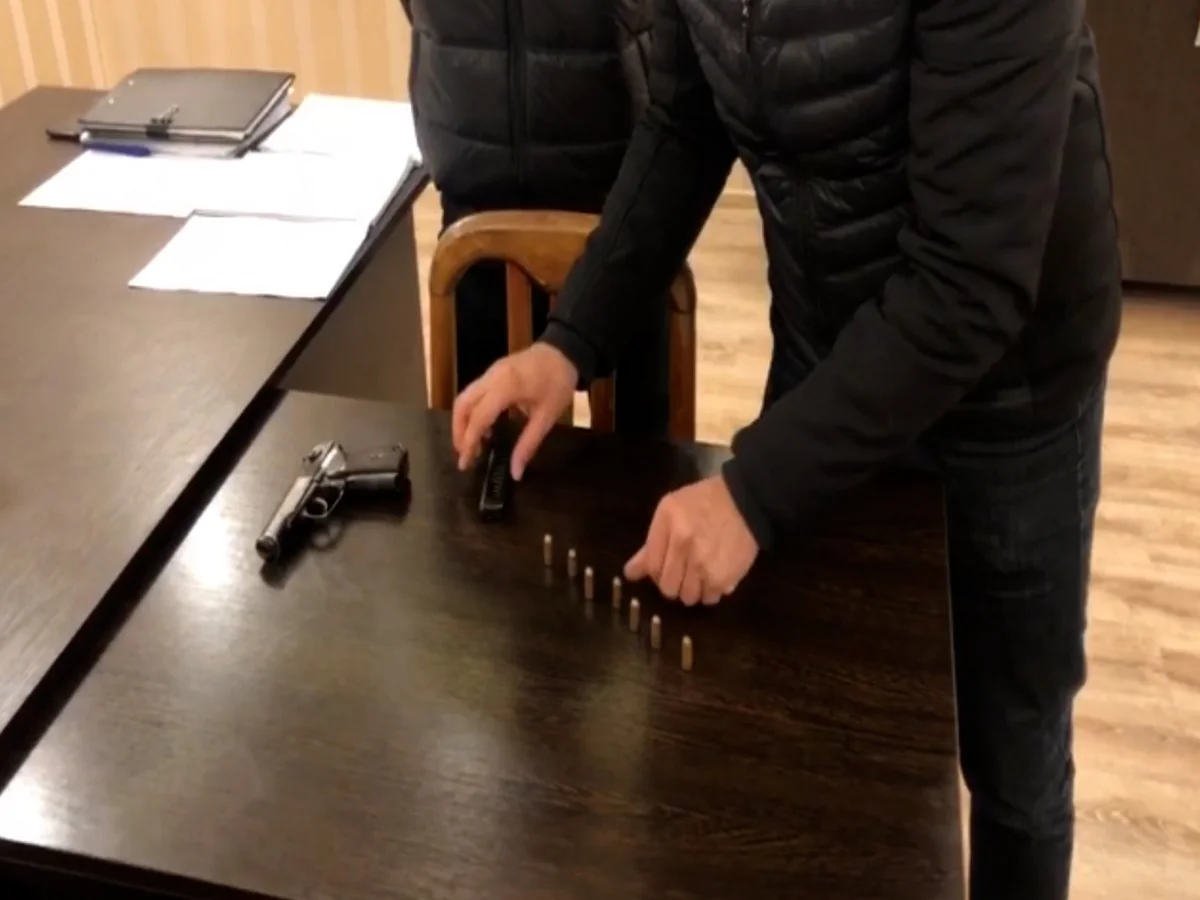 Bakıda polis əməliyyatlar keçirdi, silah-sursat götürüldü