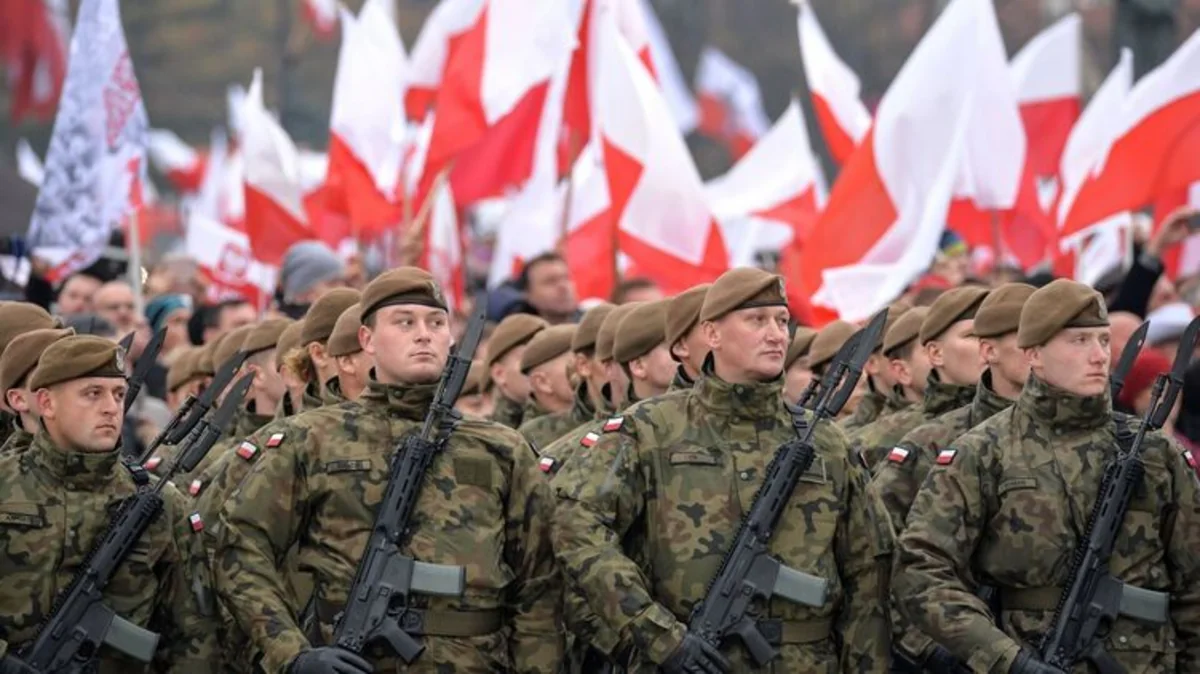 Polşa ordunun şəxsi heyətinin sayını artırmaq niyyətindədir