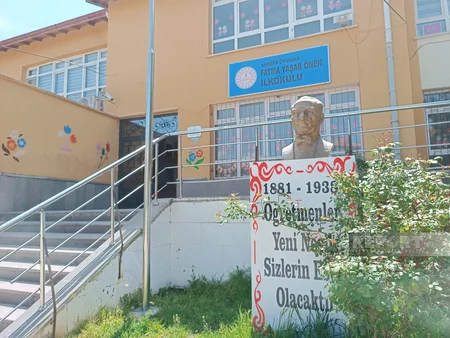 Seçici: “Bir ana övladı üçün nə arzu edirsə, mən də Türkiyəmiz üçün onu diləyirəm”
