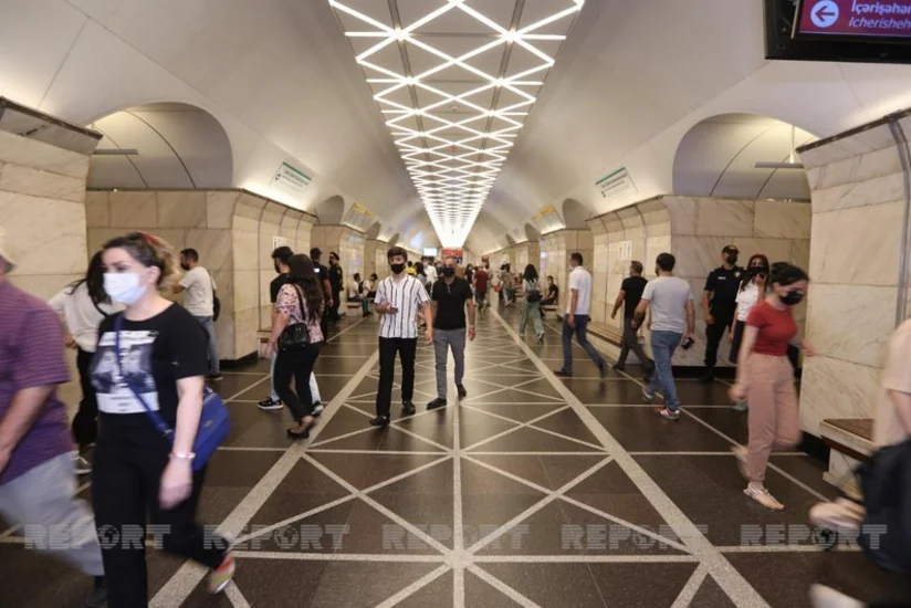 В июне-июле Бакметрополитен перевез около 20 млн пассажиров