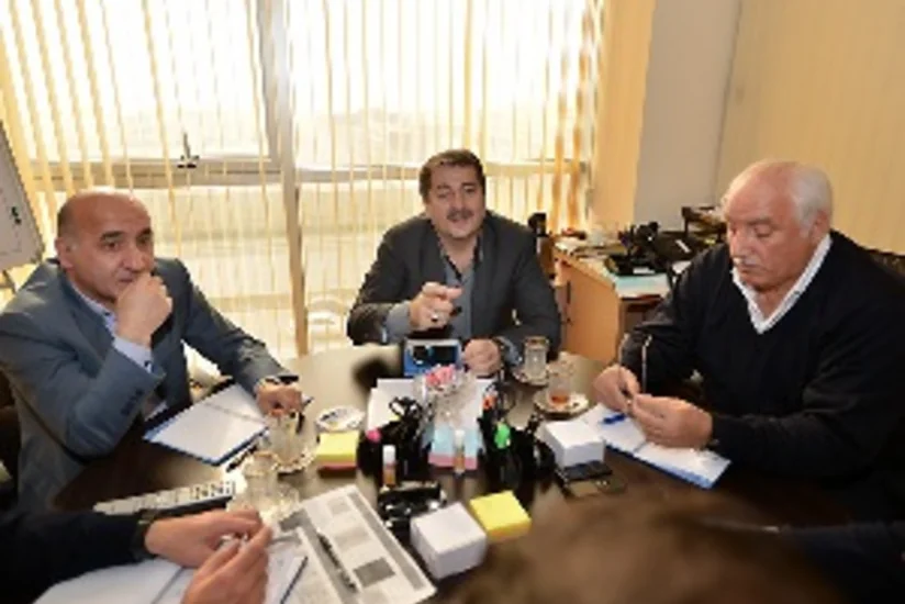 ​Vaqif Sadıqov: Azərbaycan yığmasına yerli mütəxəssisin rəhbərlik etməsində israrlıyıq