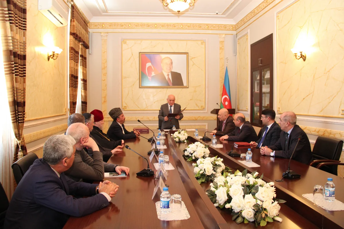 QMİ sədrinin birinci müavininə Prezidentin fəxri diplomu təqdim edilib