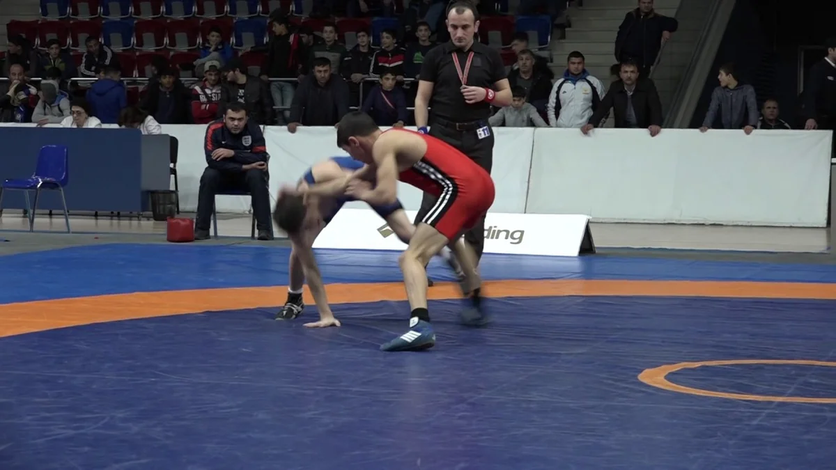 Dünya çempionatı: Sərbəst güləşçilər mübarizəyə başlayır, Mirzəzadə final görüşünə çıxacaq