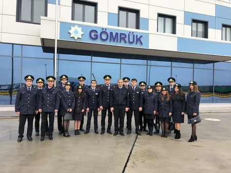 Xidmətə yeni qəbul olunan əməkdaşlar Bakı Baş Gömrük İdarəsində təcrübə keçiblər
