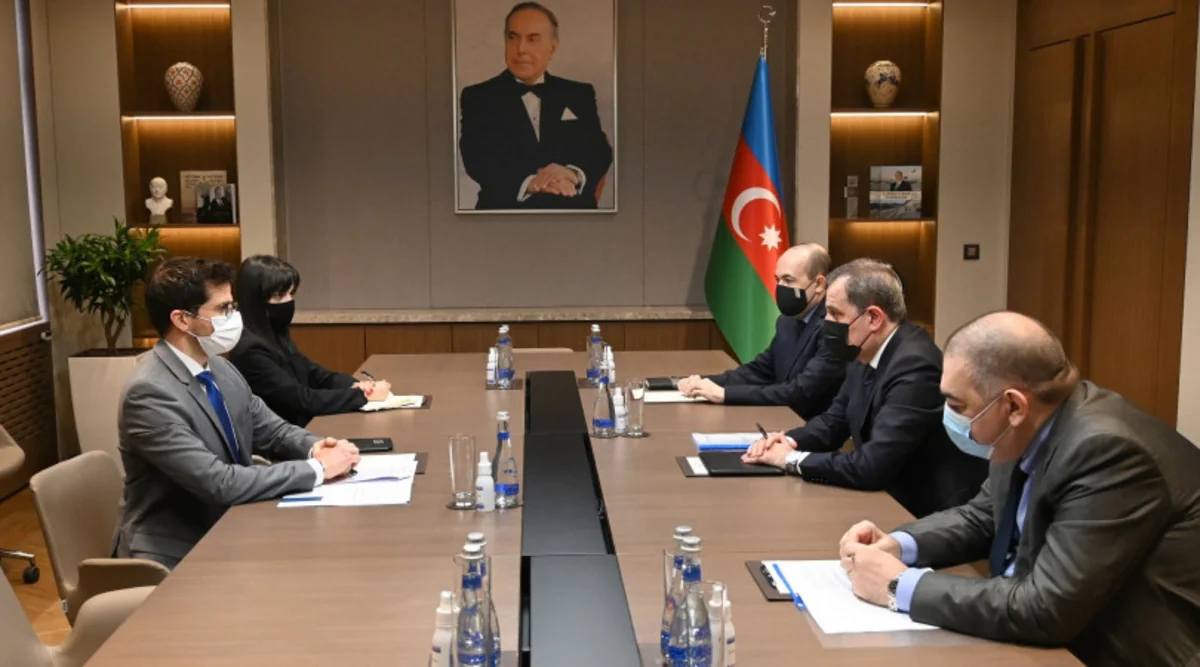 Ceyhun Bayramov İsrail səfiri ilə Qarabağ məsələsini müzakirə edib