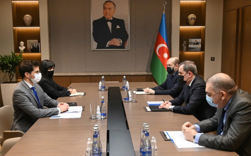 Ceyhun Bayramov İsrail səfiri ilə Qarabağ məsələsini müzakirə edib
