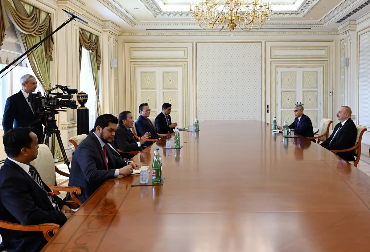 Президент Ильхам Алиев принял президента Сената Малайзии