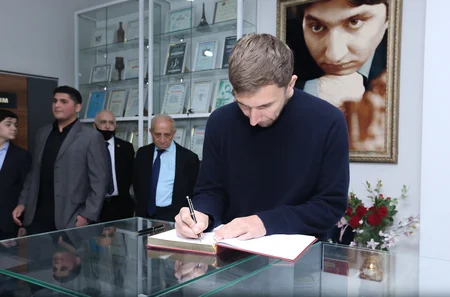 Memorial iştirakçıları Vüqar Həşimov Şahmat Akademiyasını ziyarət ediblər