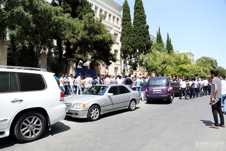 Exam excitement in Baku - PHOTO REPORT