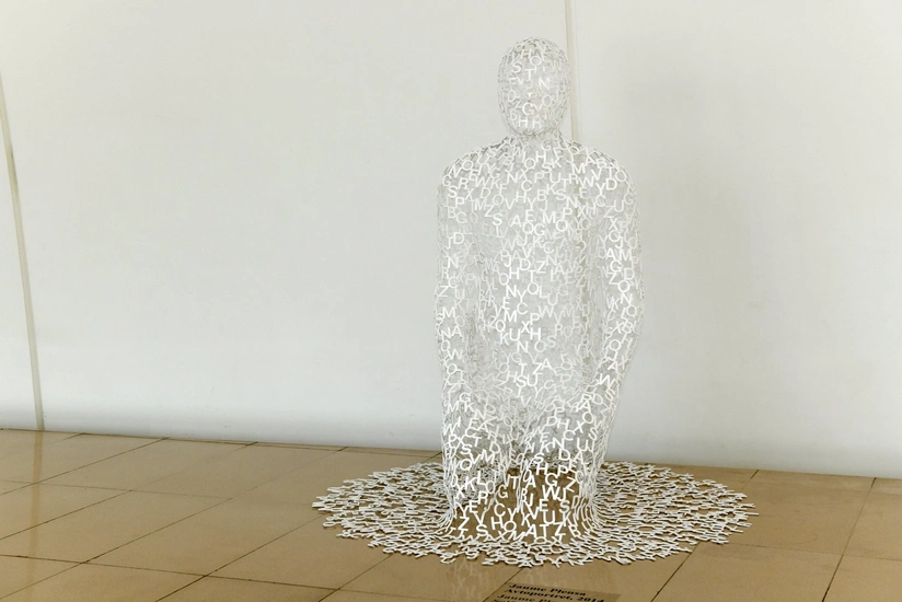 İspaniyalı rəssamın əsəri Heydər Əliyev Mərkəzində nümayiş olunur