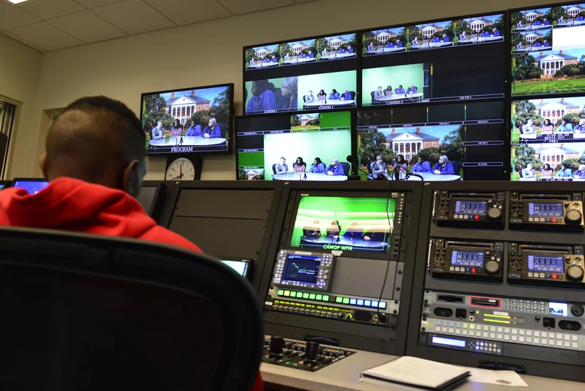 Presidential order awards stipends to three TV and radio professionals