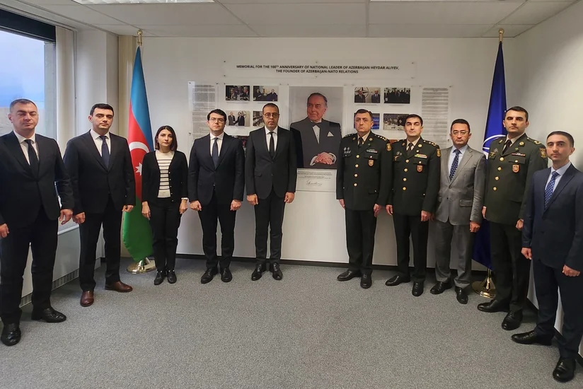 Azərbaycanın NATO-dakı nümayəndəliyi Ümummilli Lider Heydər Əliyevin xatirəsini yad edib