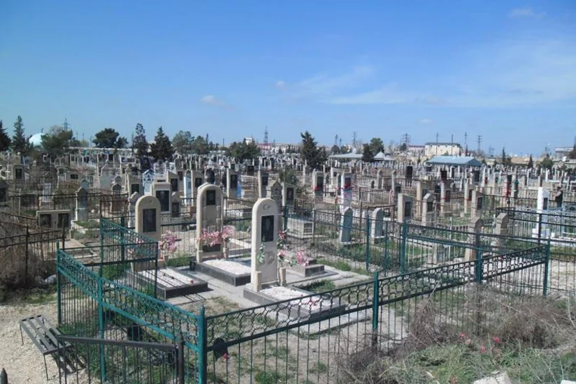 В Шемахе с кладбища совершена кража на 3 тыс. манатов