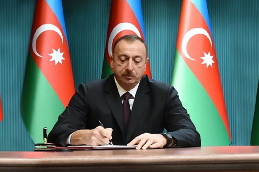 Prezident İlham Əliyev ​dövlət qulluqçularını təltif edib - SİYAHI