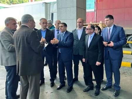 Gürcüstan Azərbaycanla gömrük məsələlərini müzakirə edib