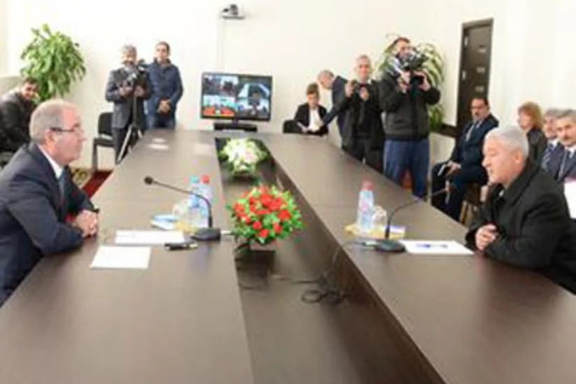Rabitə və yüksək texnologiyalar naziri Şirvanda vətəndaşlarla görüşüb