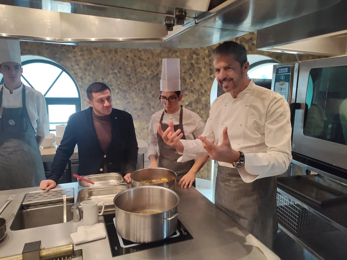 Italian chef uses Azerbaijani saffron during master class in Baku