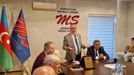 Mətbuat Şurası ilə Kərkük Kültür Dərnəyi arasında Əməkdaşlıq Memorandumu imzalanıb