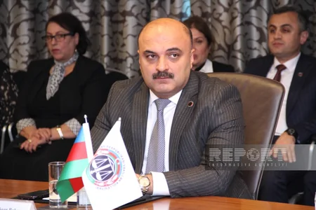Vəkillər Kollegiyası Rəyasət Heyətinin yeni tərkibdə ilk iclası keçirilib