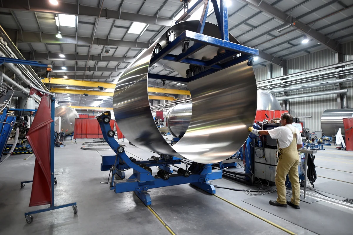 Rates of decline in industrial production in Germany exceed forecasts