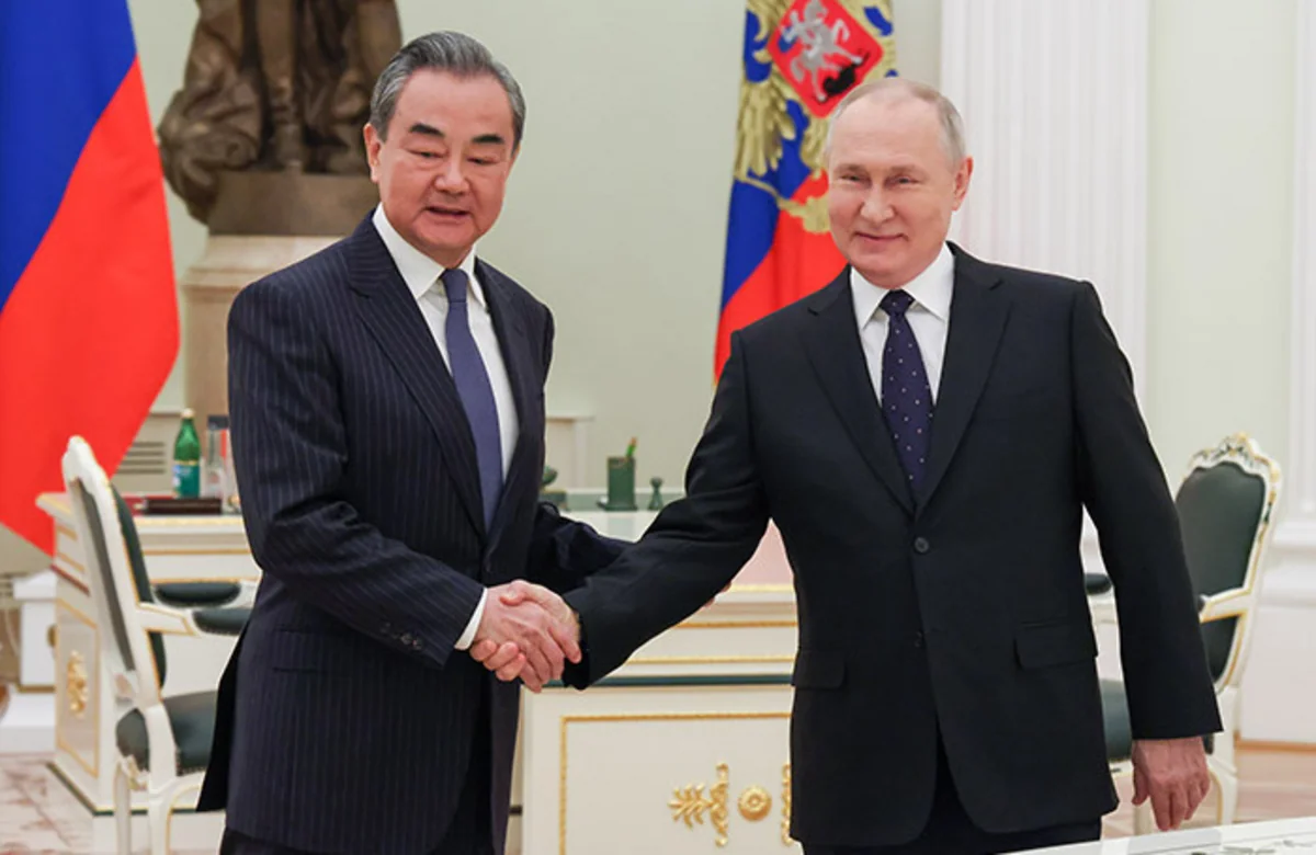 Putin meets with Chinese Foreign Minister Wang Yi