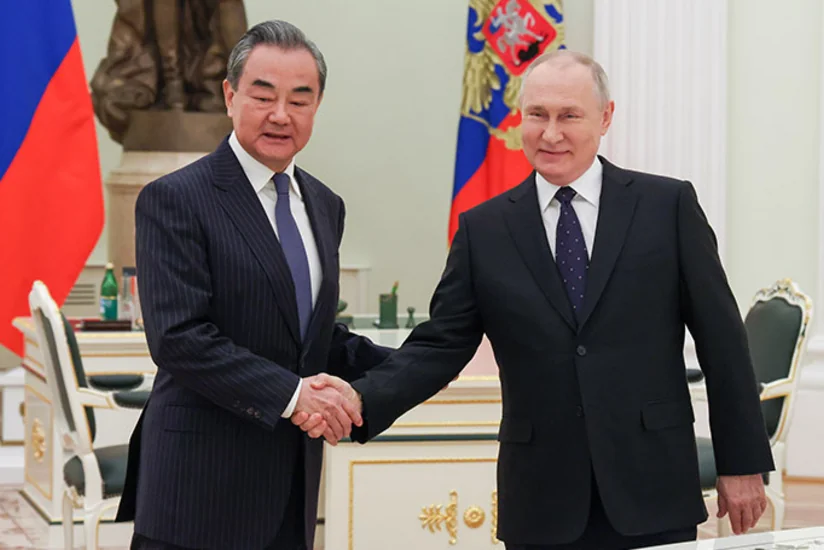Putin meets with Chinese Foreign Minister Wang Yi
