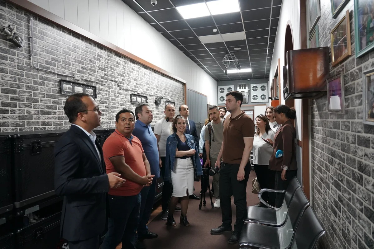 Azerbaijani journalists visit Sevimli TV as part of their visit to Uzbekistan