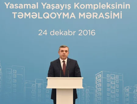 Prezident İlham Əliyev Yasamal Yaşayış Kompleksində ilk 9 mərtəbəli binanın və məktəb binasının təməlqoyma mərasimində iştirak edib - YENİLƏNİB