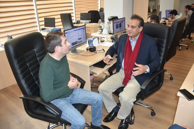 Pakistanlı baş redaktor: “Xalqlarımız arasında qarşılıqlı sevgi var” - MÜSAHİBƏ