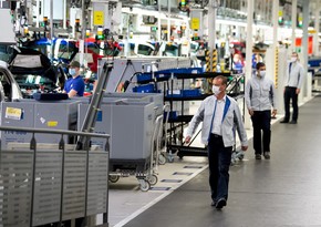 Volkswagen cuts working hours due to shortage of chips