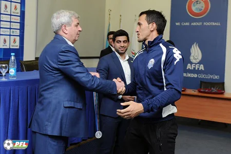 Səbailə gümüş, Ağsuya bürünc medallar təqdim olunub