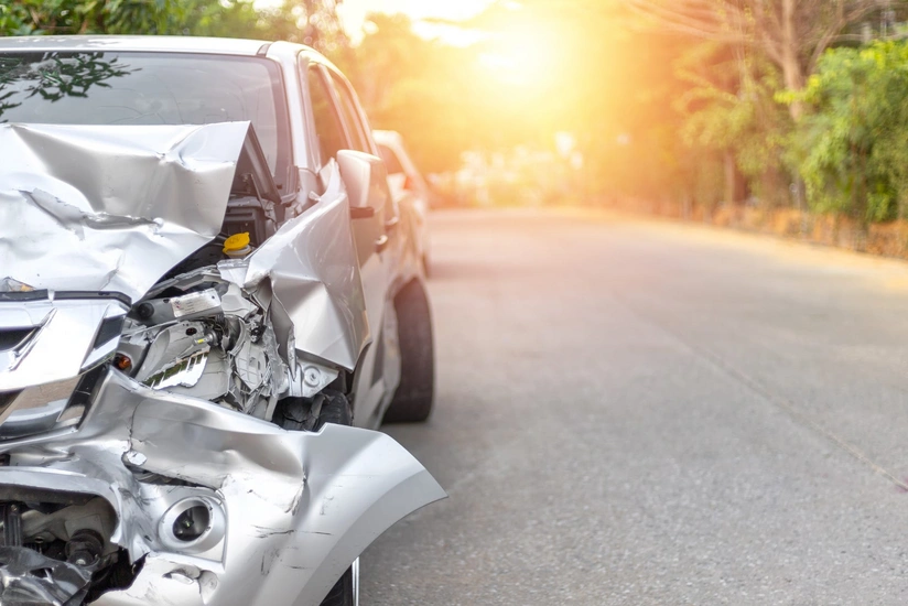 Nizamidə iki avtomobil toqquşub, xəsarət alan var