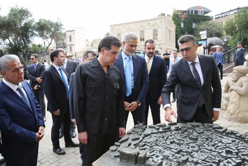 İraq Kürdüstan Regionunun başçısı İçərişəhərlə tanış olub