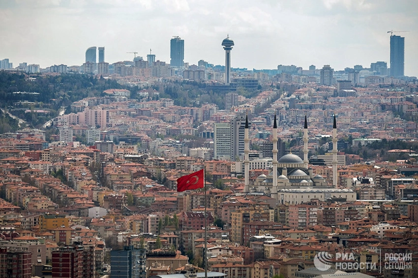 Türkiyədə fövqəladə vəziyyət rejimi üç ay müddətinə uzadılıb