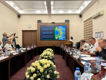 Anar Bağırov magistrantların dissertasiyalarının müdafiəsində iştirak edib