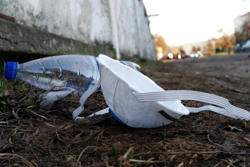 UN: Medical masks and gloves are threat to nature