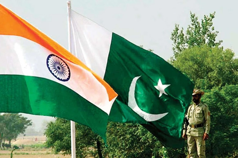 Pakistan Modini səkkiz ildən sonra ilk dəfə İslamabada dəvət edib